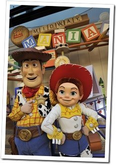 Dating at Disney World - MouseMingle.com